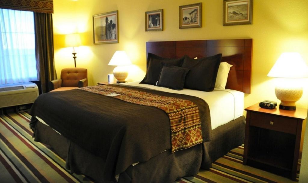 摩恩科皮传统套房酒店 图巴城 客房 照片